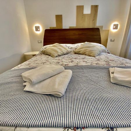 Suite House New Apartments Wi Fi Venice Island Exteriör bild