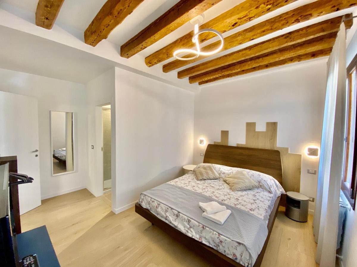 Suite House New Apartments Wi Fi Venice Island Exteriör bild