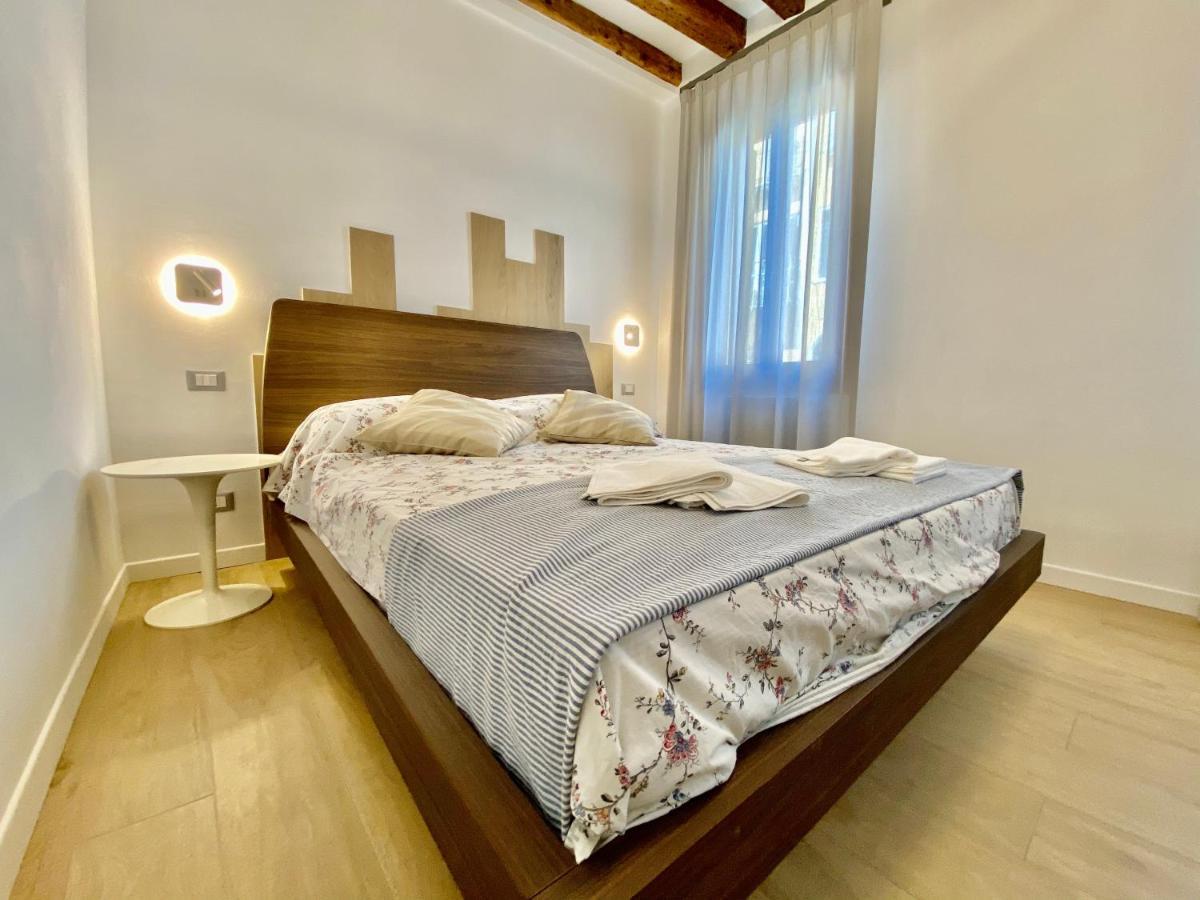 Suite House New Apartments Wi Fi Venice Island Exteriör bild