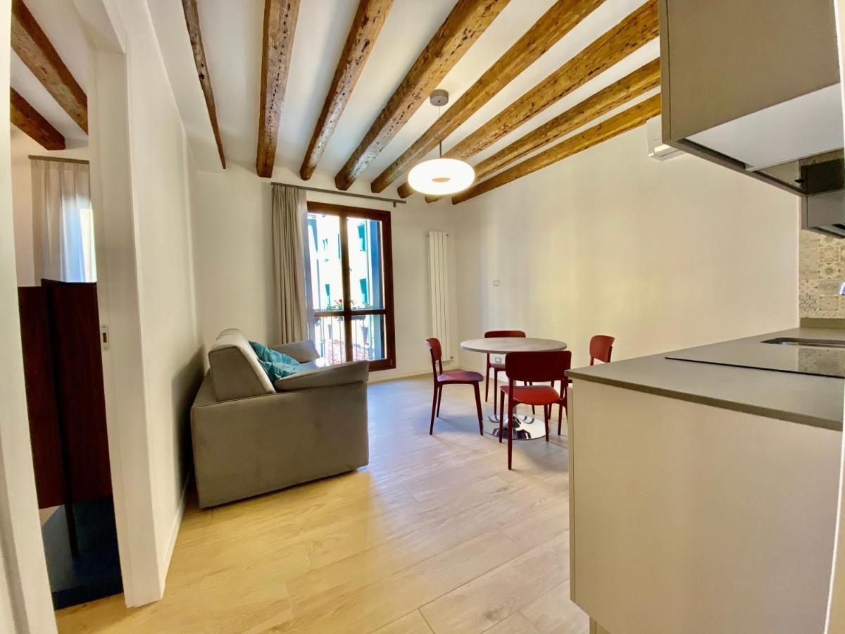 Suite House New Apartments Wi Fi Venice Island Exteriör bild