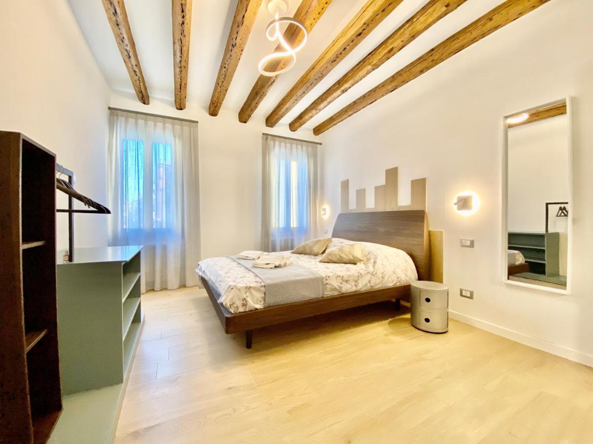 Suite House New Apartments Wi Fi Venice Island Exteriör bild