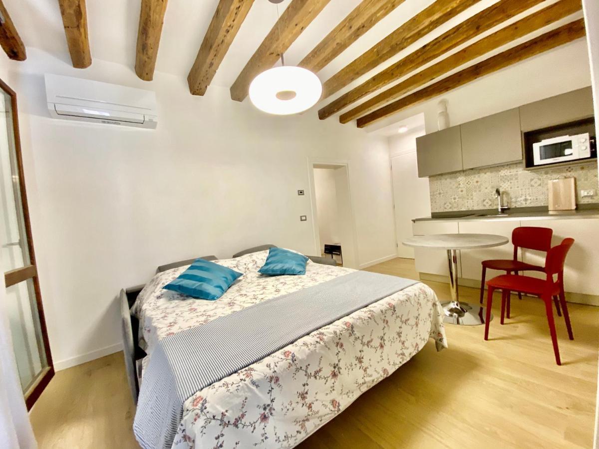 Suite House New Apartments Wi Fi Venice Island Exteriör bild